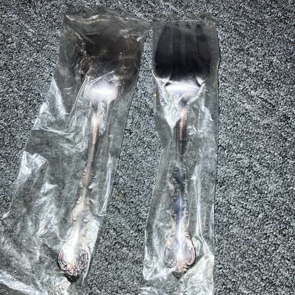 Still in original Packaging! International Silverplate Serving Fork and Spoon - Picture 2 of 2